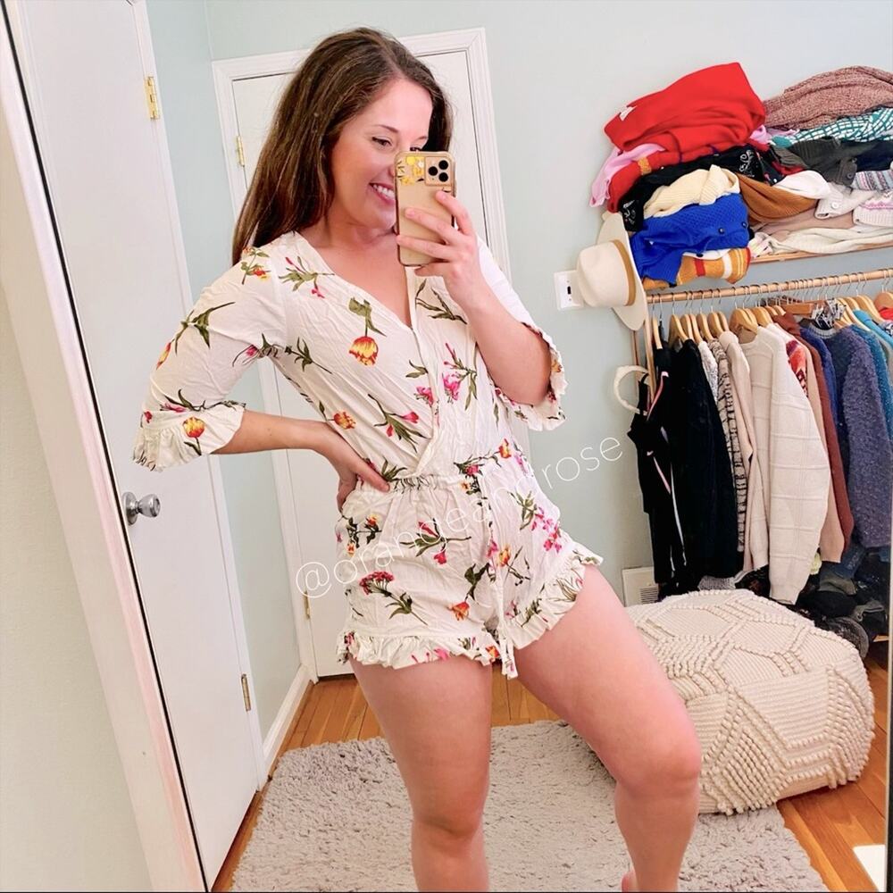 Piyama White Floral Sexy Wrap Front Tie Waist Romper Summer Vacation Small S